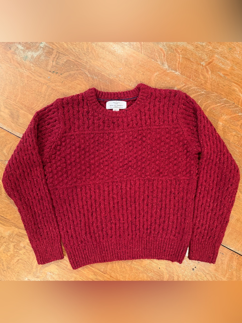 Trovata Birds of Paradis Classic Cable Knit Crewneck Sweater - Red